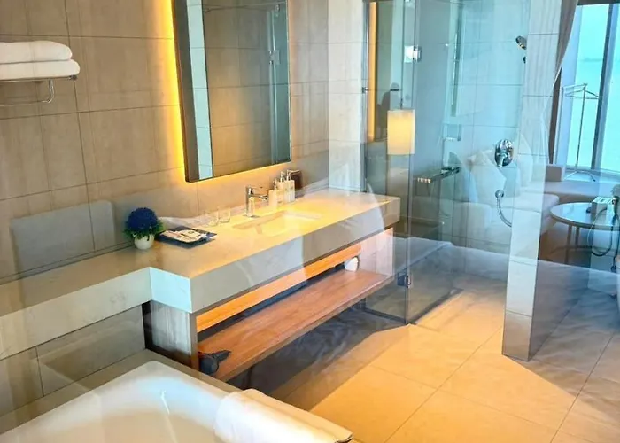 à La Carte Khách sạn hẻo lánh
